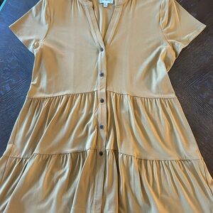 Wonderly Mustard Tiered Button-Front Midi Top